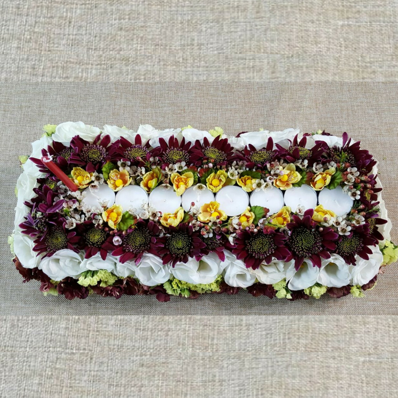 שושניתוש חנוכייה קלאסית